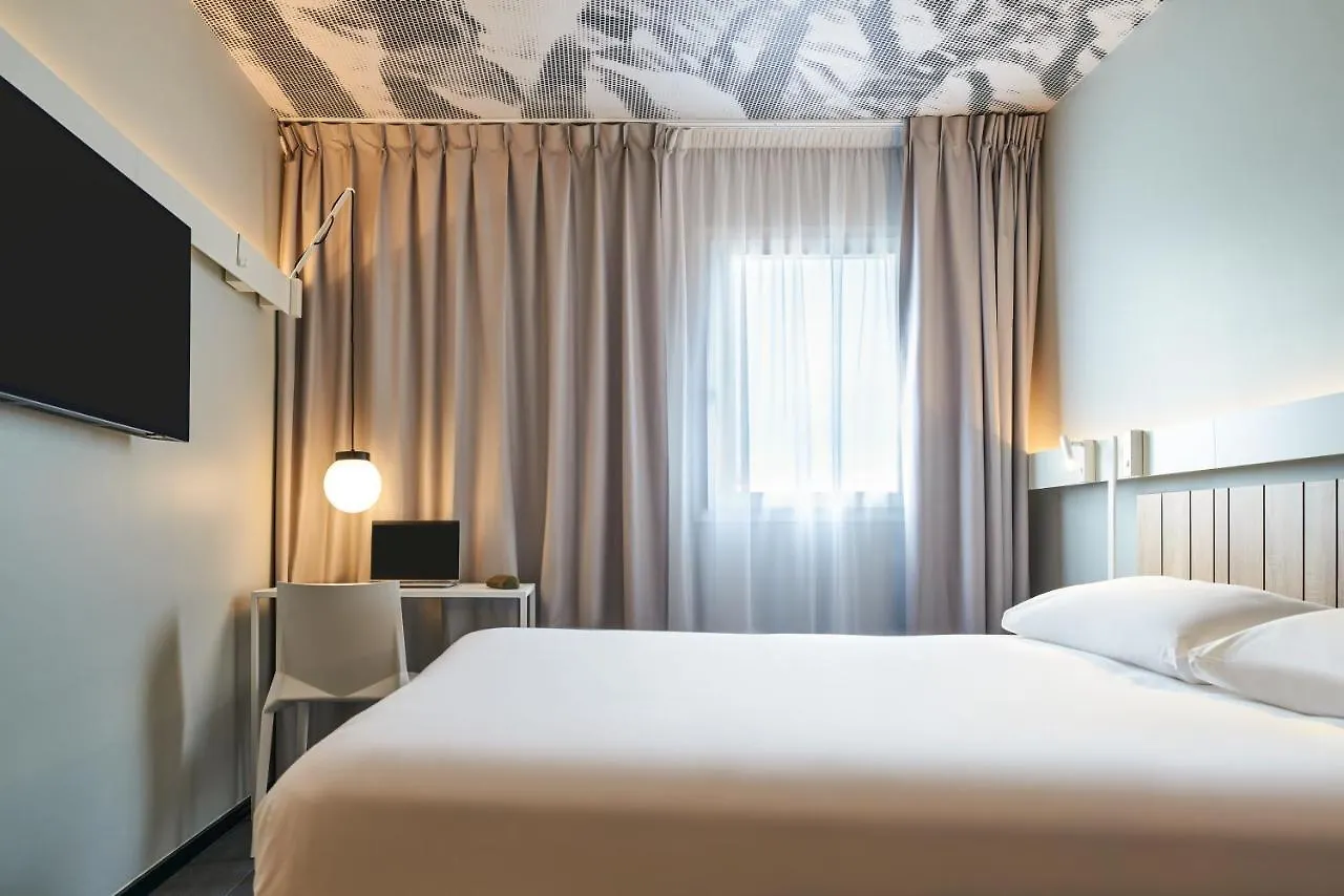 Ibis Nation Davout Hotel Paris